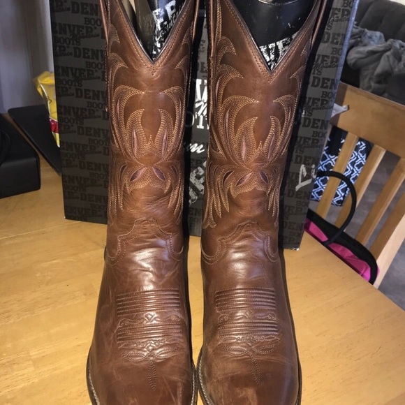 Men’s Denver Boots - Picture 4 of 8